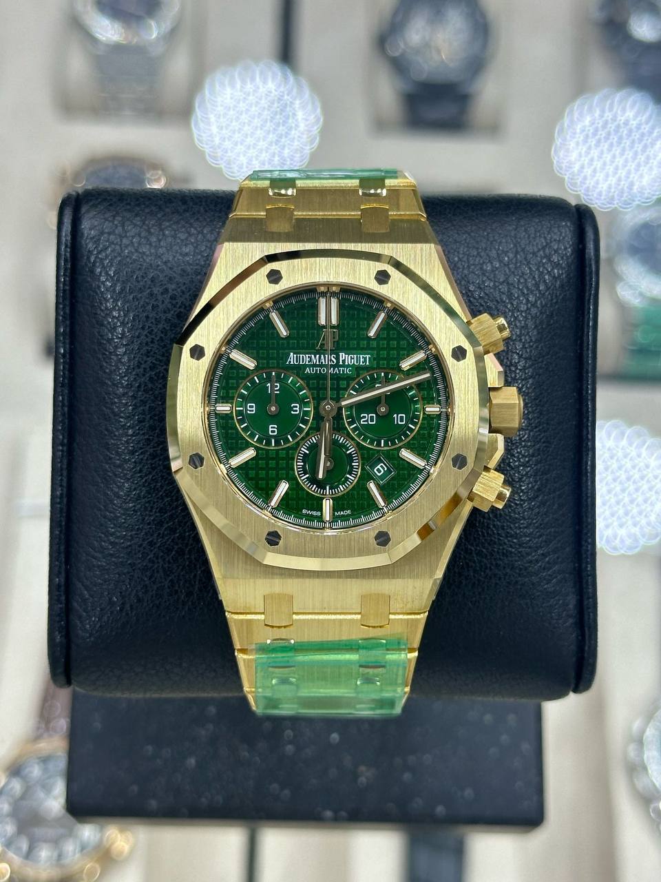 Audemars Piguet Royal Oak Chronograph – Yellow Gold | Green Dial | Self-Winding Chronograph | Reference 26331BA.OO.1220BA.02(LIMITED EDITION OF 125 PIECES)